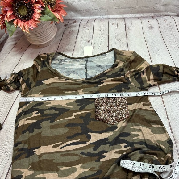 NWT Boutique Long sleeve camo print with sequin pocket tunic top knit - Picture 7 of 9